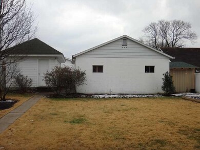 Parking Lot/Garage.