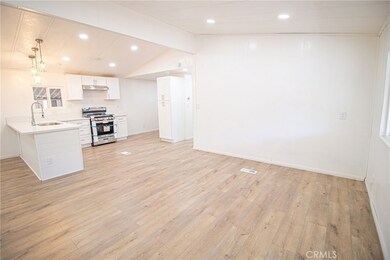 3524 E Avenue R unit Sp 202, Palmdale, CA 93550 - photo 7