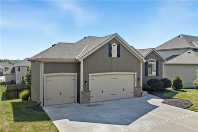 2341 SW River Trail Rd, Lees Summit, MO 64082 - photo 3