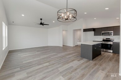 1726 W Unforgettable St, Meridian, ID 83642 - photo 5