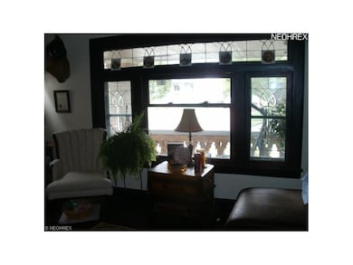 Livingroom downstairs.