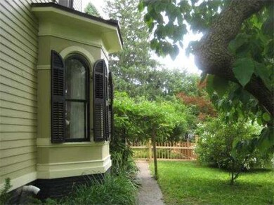 8 W Park Dr, Easthampton, MA 01027 - photo 7