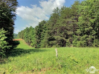 L2 Brookhaven Rd unit 2, Statesville, NC 28625 - photo 6