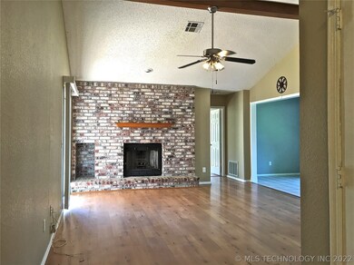 4200 S Redbud Ave, Broken Arrow, OK 74011 - photo 3