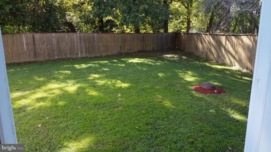 35751 Golf Course Dr, Mechanicsville, MD 20659 - photo 2