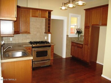 Kitchen 1