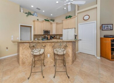 Breakfast bar, kitchen