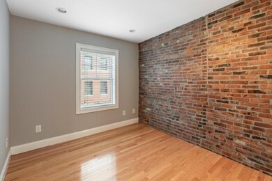 88 Endicott St unit 3, Boston, MA 02113 - photo 5