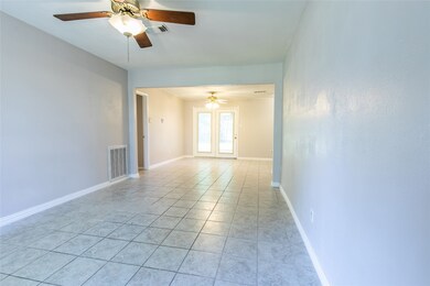 5705 Arthington St, Houston, TX 77053 - photo 6