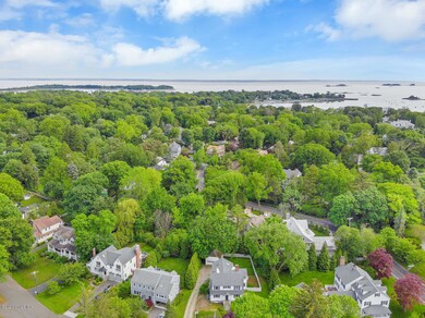 10 Lake Dr S Riverside CT-large-005-005-