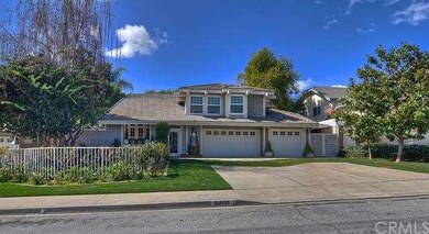 This large and beautiful front yard was featured o