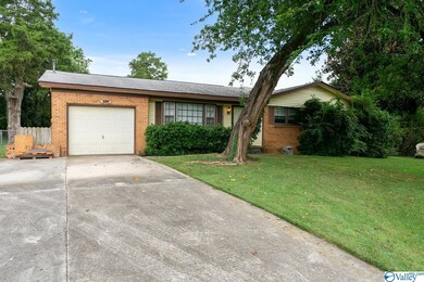 4020 Telstar Cir SW, Huntsville, AL 35805 - photo 2