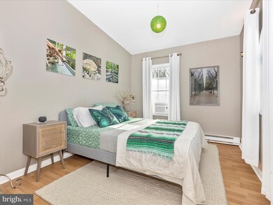 917 E C St, Brunswick, MD 21716 - photo 4