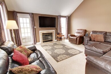 1831 Shetland Rd unit 1831, Naperville, IL 60565 - photo 5
