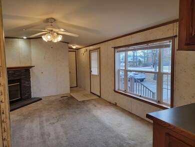 31 Daniel Shays Hwy, Orange, MA 01364 - photo 4