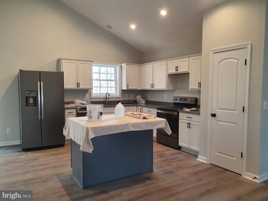 306 Mountain Laurel Ln, Front Royal, VA 22630 - photo 2