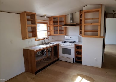 129 Tiger Lily Dr, Dingmans Ferry, PA 18328 - photo 6