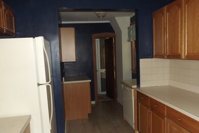 929 Manchester Ave, Westchester, IL 60154 - photo 5