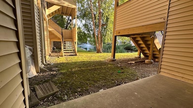 201 N Waters Edge Dr unit 101, Glendale Heights, IL 60139 - photo 2