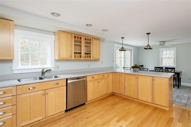 19 Field Ave, York, ME 03909 - photo 7