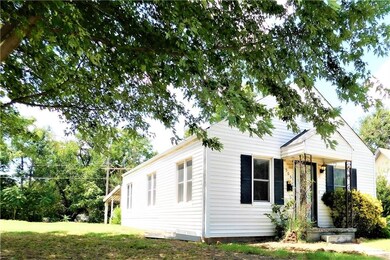 505 N Division St, Guthrie, OK 73044 - photo 3