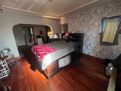 4110 W Fairmount Ave unit 4112, Milwaukee, WI 53209 - photo 6