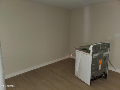 5426 W Wilshire Dr unit 3, Phoenix, AZ 85035 - photo 5