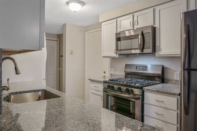 173 Cannongate III, Nashua, NH 03063 - photo 2