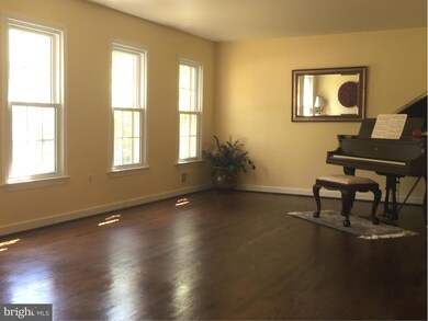 10938 Swansfield Rd, Columbia, MD 21044 - photo 5