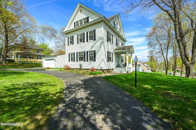 100 Holmes Road