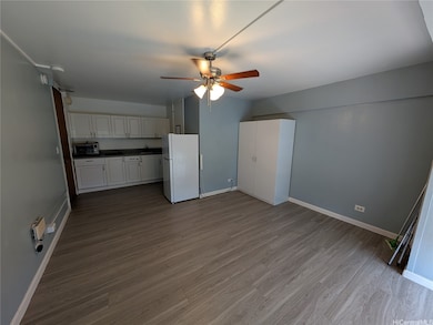 Century Center unit 606, Honolulu, HI 96826 - photo 5