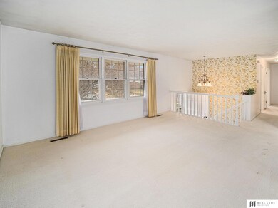 2841 Loveland Dr, Lincoln, NE 68502 - photo 5