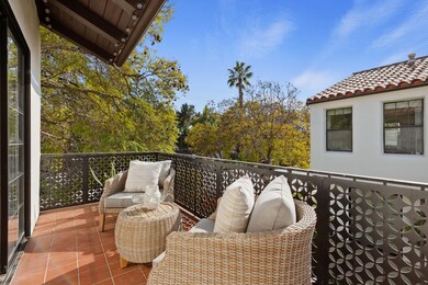 9-web-or-mls-09 - Balcony