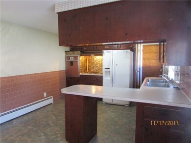 24 Roberts St, Cumberland, RI 02864 - photo 4