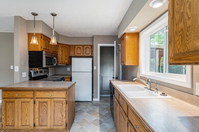 217 W Pitman Ave-8