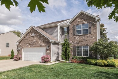 159 Halldale Dr, Whiteland, IN 46184 - photo 2