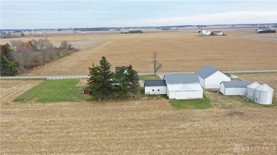 2082 Preble Cty Butler Township Rd, New Madison, OH 45346 - photo 5