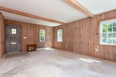 6 Boyd Ln Greenwich CT 06878-small-013-0