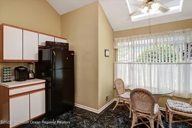 08-Kitchen