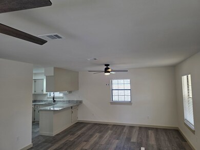 2208 S McGeehee Ln, Picayune, TX 79466 - photo 7