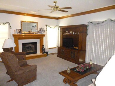 412 NW Augusta Ct, Blue Springs, MO 64014 - photo 6