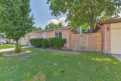 7818 Winehill Ln, Houston, TX 77040 - photo 2