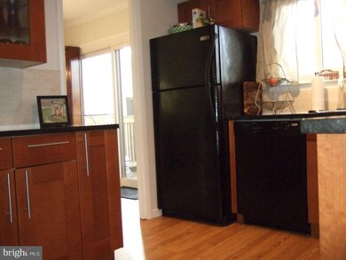 2412 Cloudcroft Square, Reston, VA 20191 - photo 5