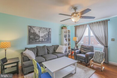 1738 Pin Oak Rd, Parkville, MD 21234 - photo 3