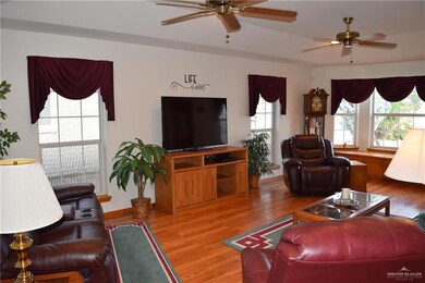 801 Nada Dr, Alamo, TX 78516 - photo 6