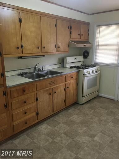 1136 Linden Ave, Halethorpe, MD 21227 - photo 4