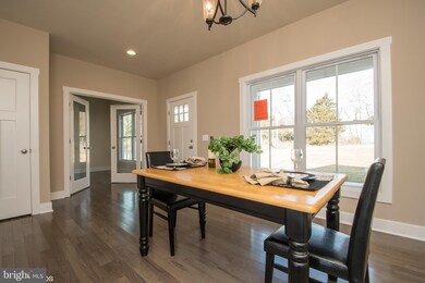 40877 Yakey Ln, Lovettsville, VA 20180 - photo 5