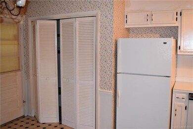 158 Danbury Ln unit 5, Statesville, NC 28625 - photo 4