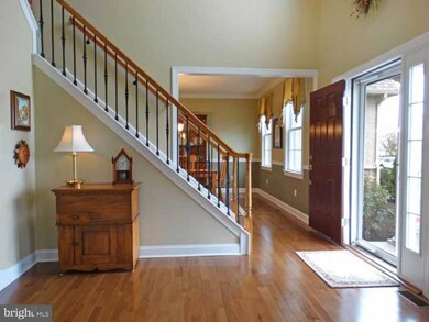 238 Royal Ct, Langhorne, PA 19047 - photo 3