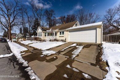 2 Lark St, Schenectady, NY 12302 - photo 5